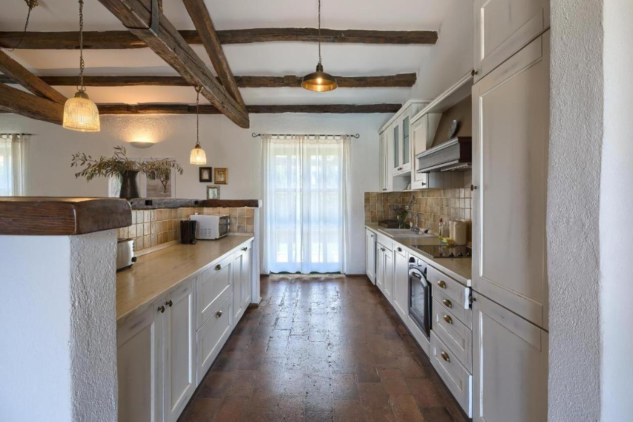 Villa Leopoldo By Istrian Country Houses Barat  ภายนอก รูปภาพ
