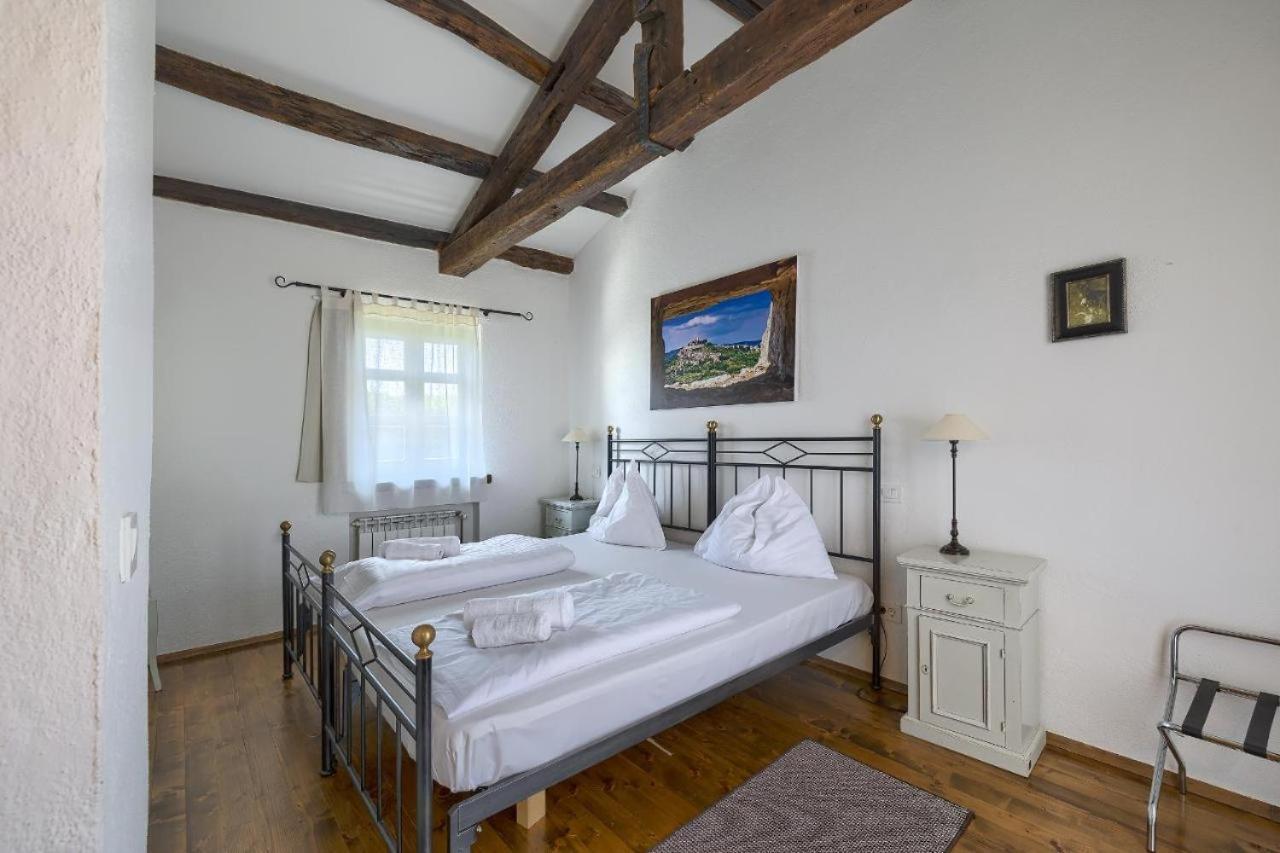 Villa Leopoldo By Istrian Country Houses Barat  ภายนอก รูปภาพ