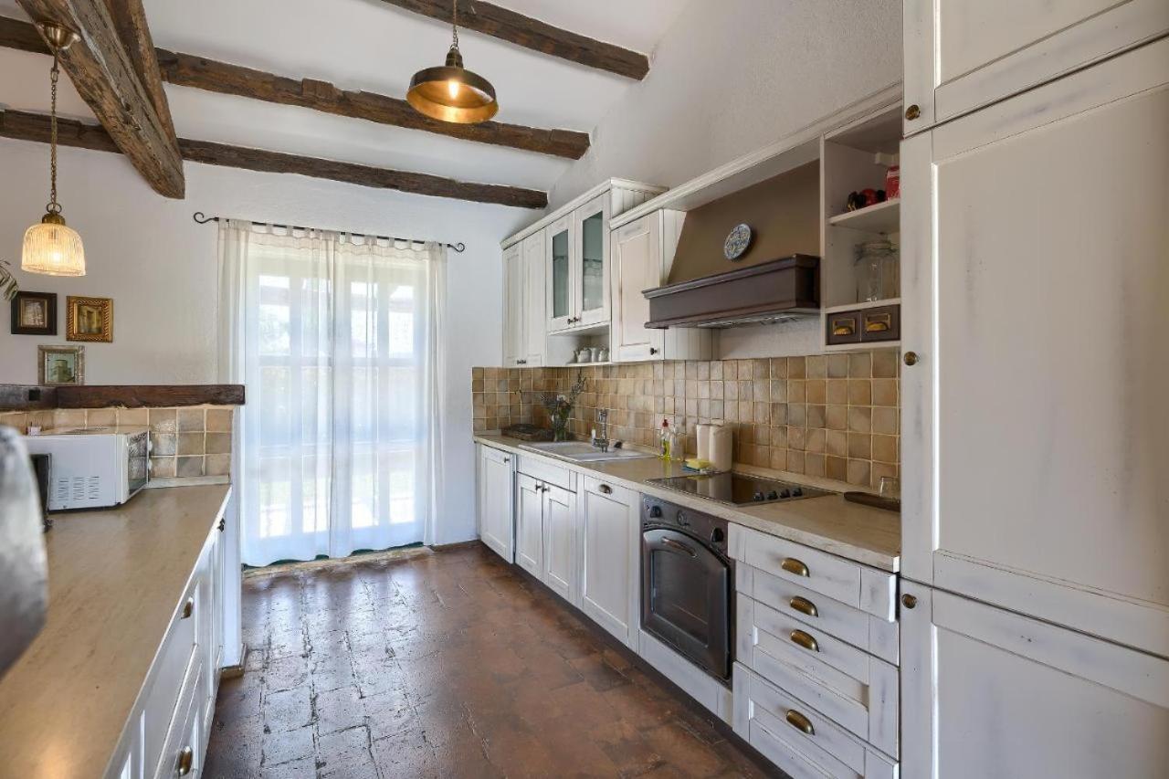 Villa Leopoldo By Istrian Country Houses Barat  ภายนอก รูปภาพ