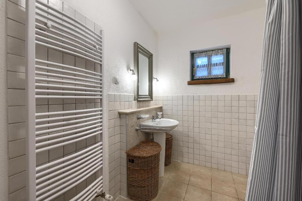 Villa Leopoldo By Istrian Country Houses Barat  ภายนอก รูปภาพ